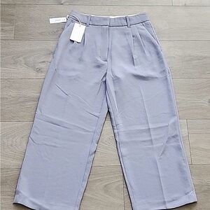 BNWT Wilfred Effortless Pant Cropped